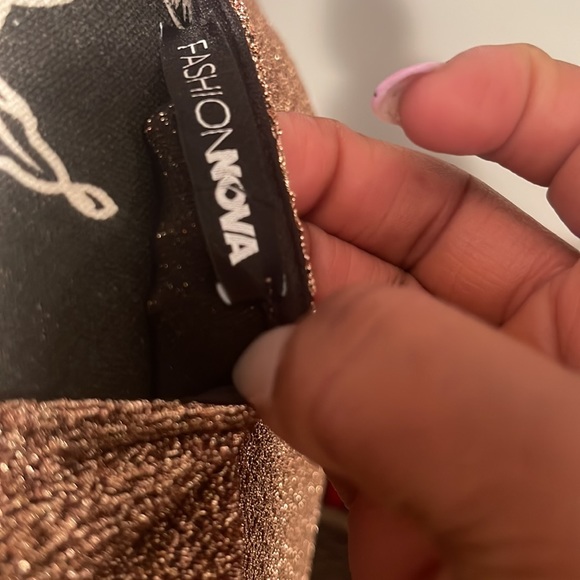 Gold - Picture 5 of 5